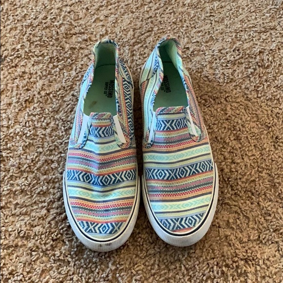 mossimo canvas shoes